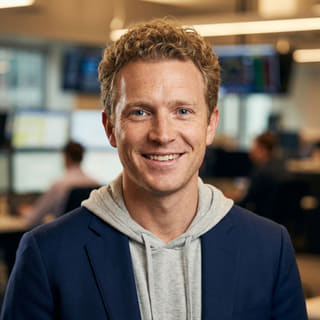 Ryan Brooks, analyste principal en trading chez Mésange Capitoire, photo de profil